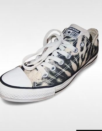 Converse zébrées taille 37