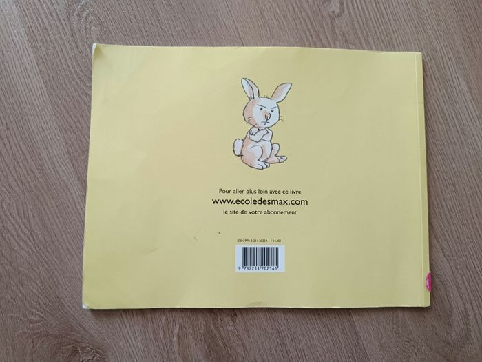 Livre dis bonjour ! - photo numéro 2