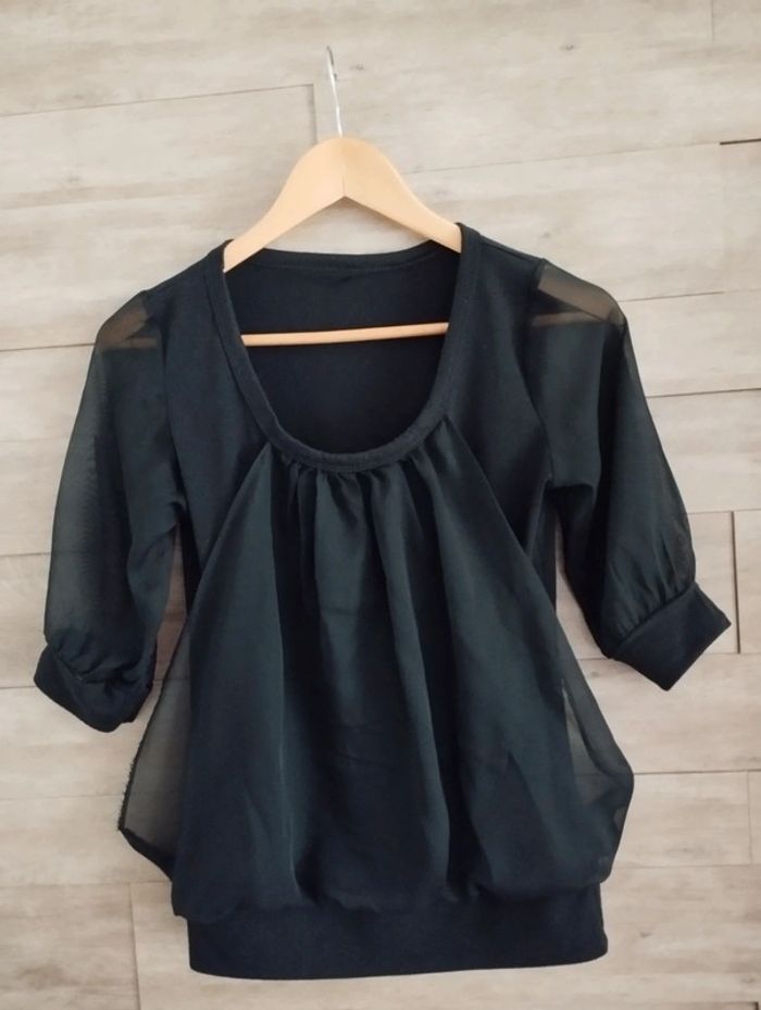 Blouse noir manches voilé TXS