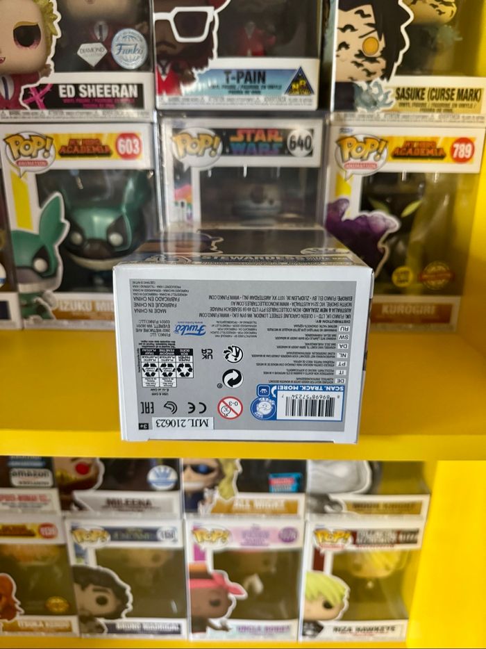 Funko Pop! Ad Icons 143 - Pan Am - Stewardess With White Bag - Funko Exclusive - photo numéro 6