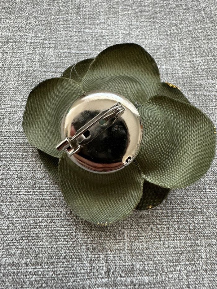 Broche - photo numéro 7