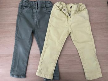 Lot 2 pantalons fille