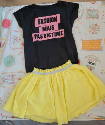 Tenue 4/5 ans originale