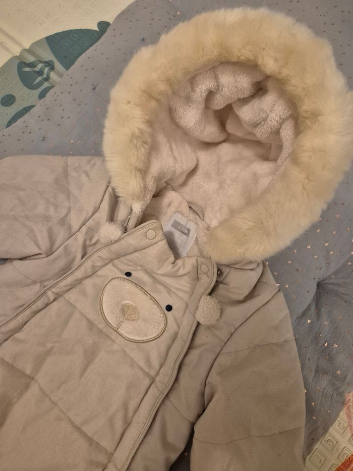 Combinaison chaude taille 3-6 mois - photo numéro 2