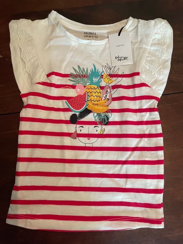 tee shirt neuf 3 ans galeries La Fayette