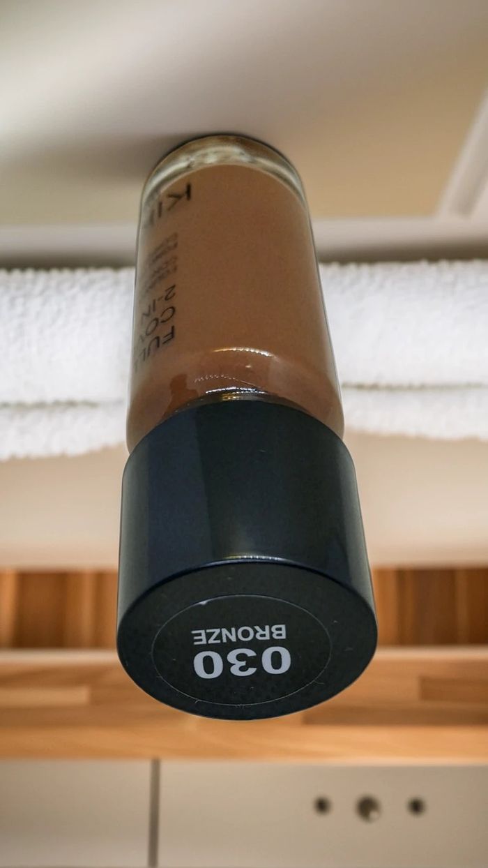 Full Coverage 2-IN-1 Foundation & Concealer - photo numéro 2