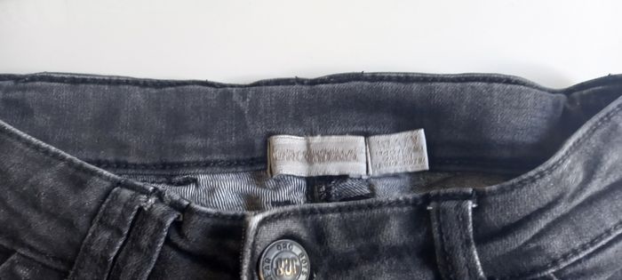 Jeans et chemise 10 ans - photo numéro 3