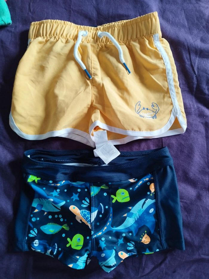 Lot de 2 shorts de bain