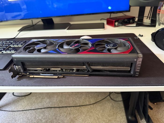 ROG Strix gaming GeForce RTX 4090 - photo numéro 2