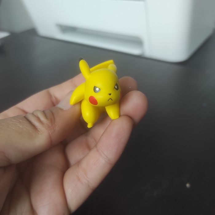 Figurine pokémon tomy Pikachu starting-blocks - photo numéro 3