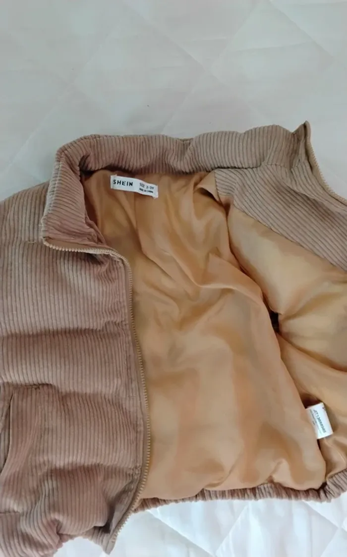 Manteaux beige - photo numéro 3