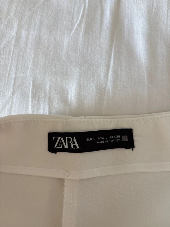 Short Zara, bon état taille 40 - photo numéro 4
