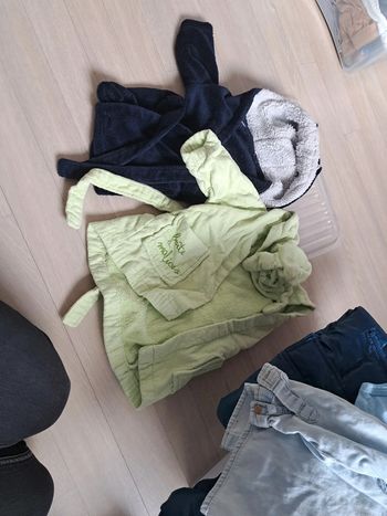 Lot robe de chambre et peignoir