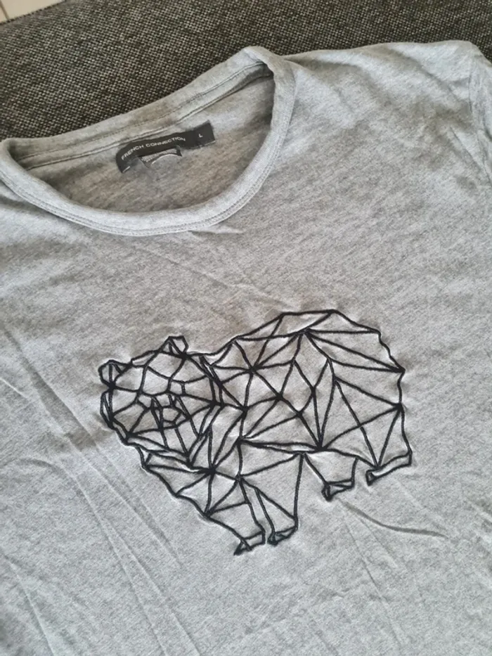 T-shirt French Connection motif ours - photo numéro 2