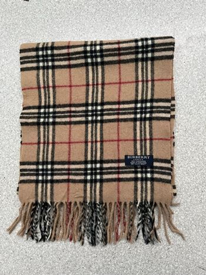 Écharpe Burberry - photo numéro 4