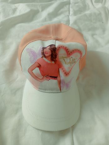 Casquette Violetta 54 cm 1€