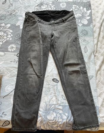 Pantalon grossesse taille 40