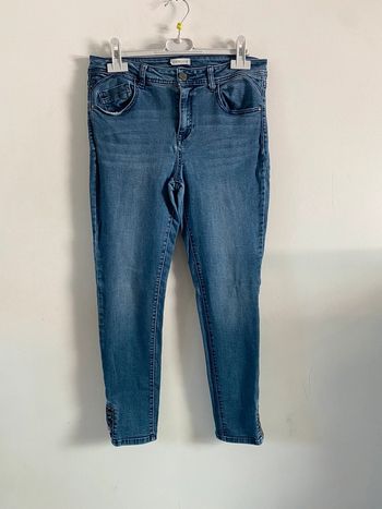Jean cache cache