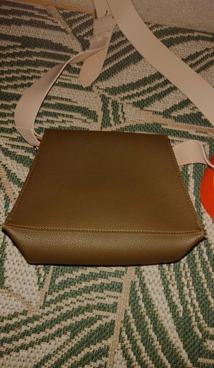 Sac à bandoulière kaki et 2 anses - photo numéro 3