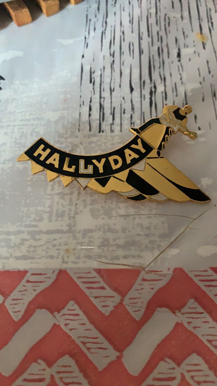 Pins j Hallyday