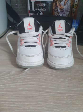 Chaussure bebe jordan