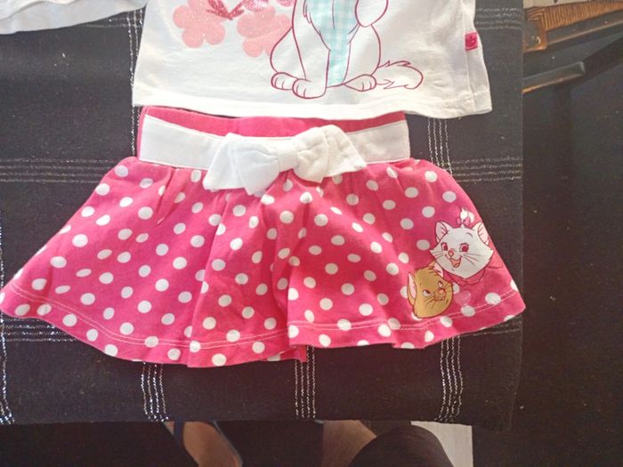 Lot vêtements fille Disney taille 6m - photo numéro 14