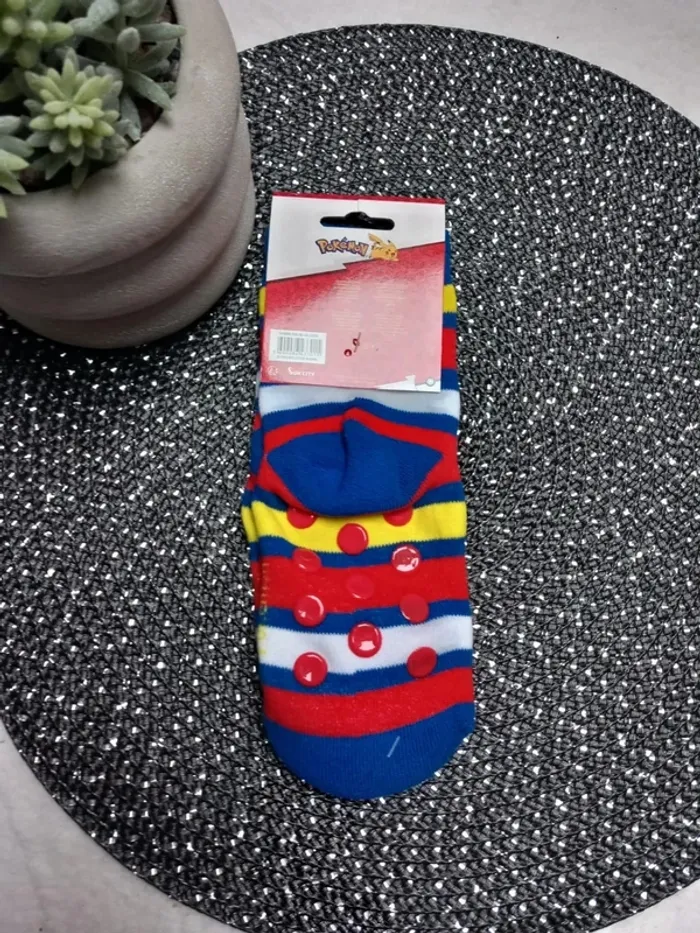 💚 chaussette  - pokemon - 23.26 💚 - photo numéro 3