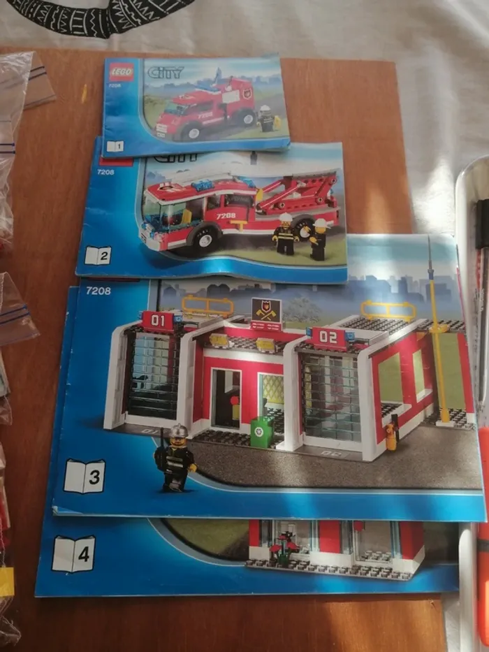 Lego city 7208 casernes de pompiers