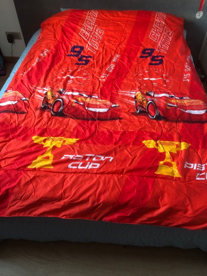 Couette enfant Cars 140 x 190 cm en TBE