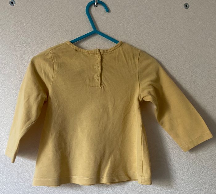 Tee-shirt avec coeur en relief taille 12 mois - photo numéro 3