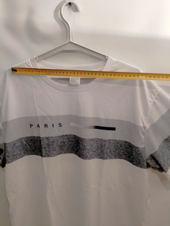 Joli t-shirt blanc XXL neuf - photo numéro 4