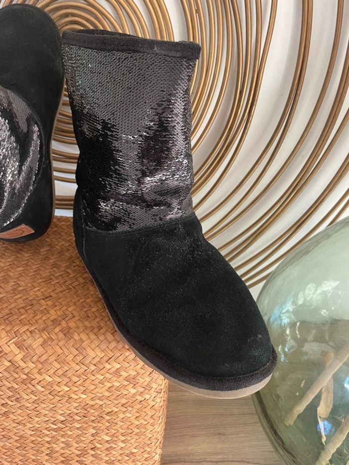 Paire de bottes fourrées les Tropeziennes - photo numéro 2