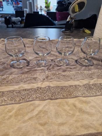 4 Verres à Liqueur