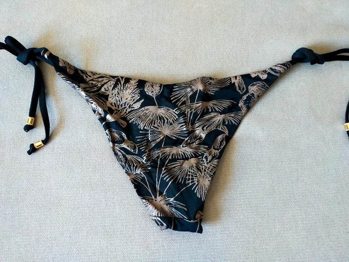 Bas de maillot de bain noir à imprimé floral doré – Goldenpoint – Neuf avec étiquette – Taille 38 - photo numéro 3