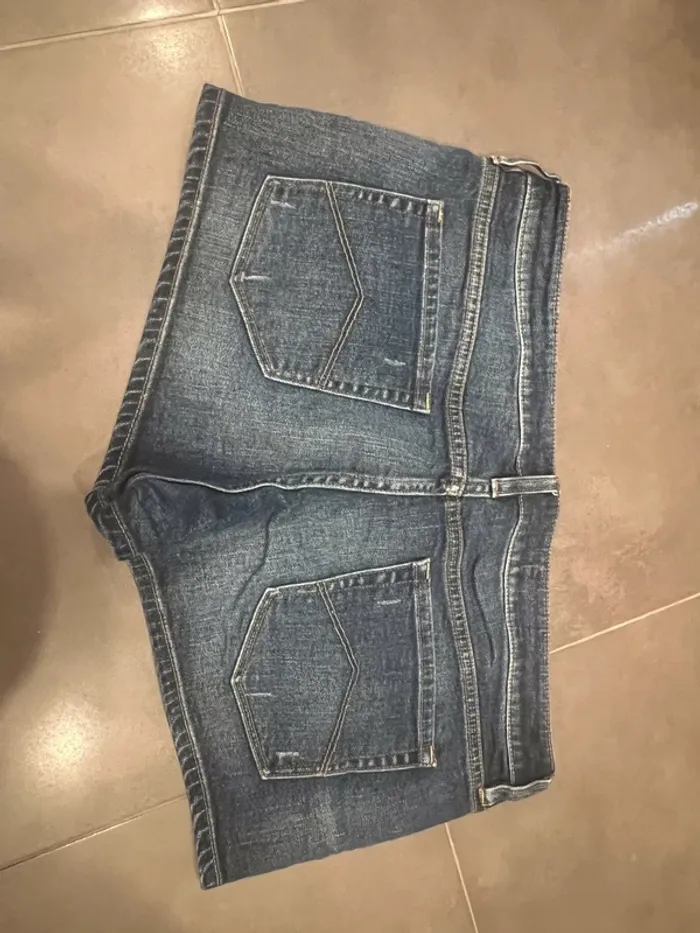 Mini short jean Armani exchange t31 - photo numéro 2