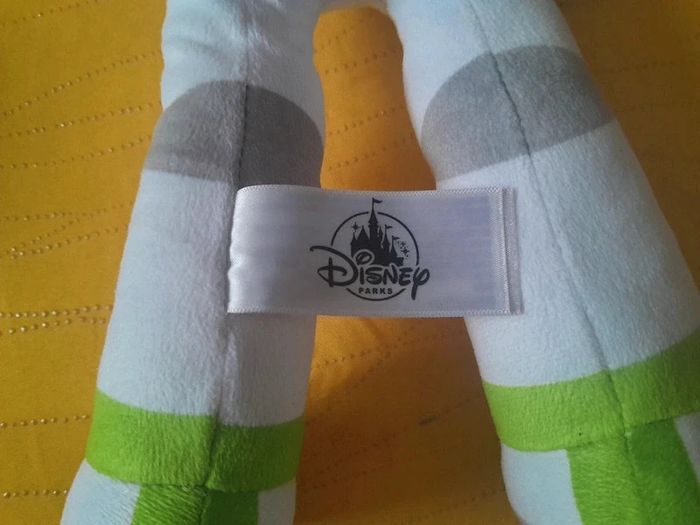 Peluche Buzz L'éclair Pixar et Disney de Toy Story - photo numéro 9