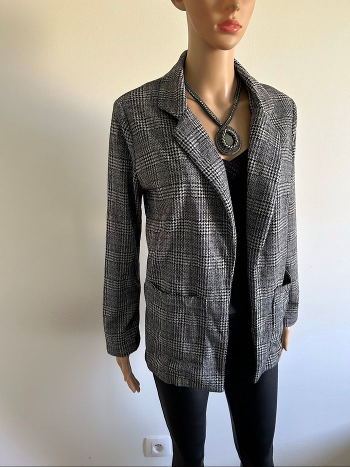 Blazer gris et noir Rinascimento taille M TBE - photo numéro 2