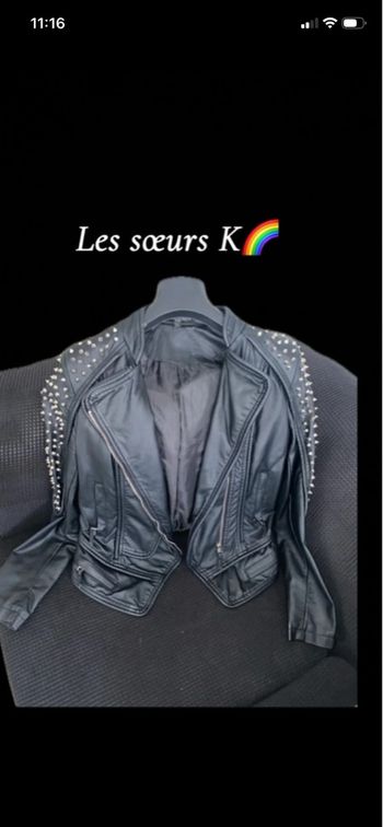 Veste cloutée les sœurs K 🌈