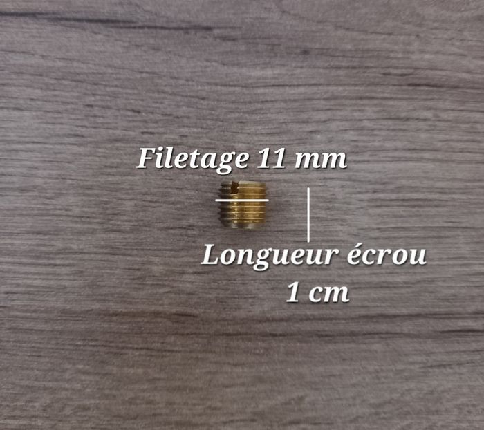 Borne anti-cisaillement ancienne en bakélite et laiton. - photo numéro 9