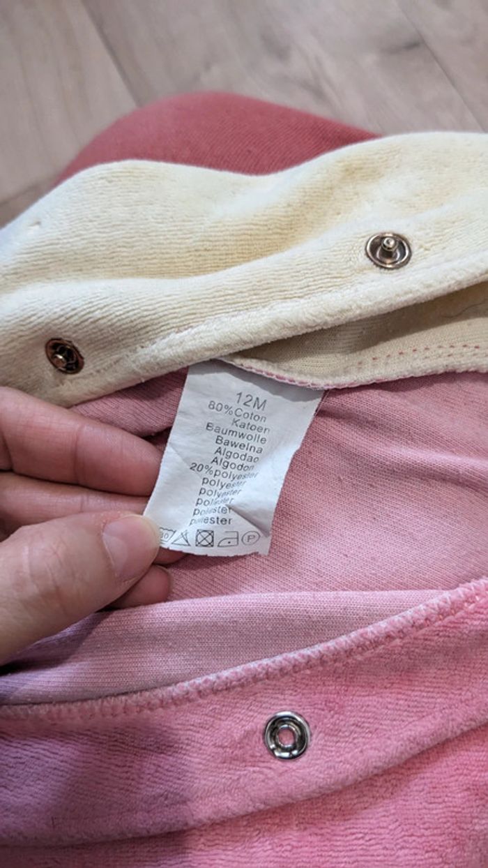 Pyjama/Grenouillère velours jaune et rose 12 Mois - photo numéro 6