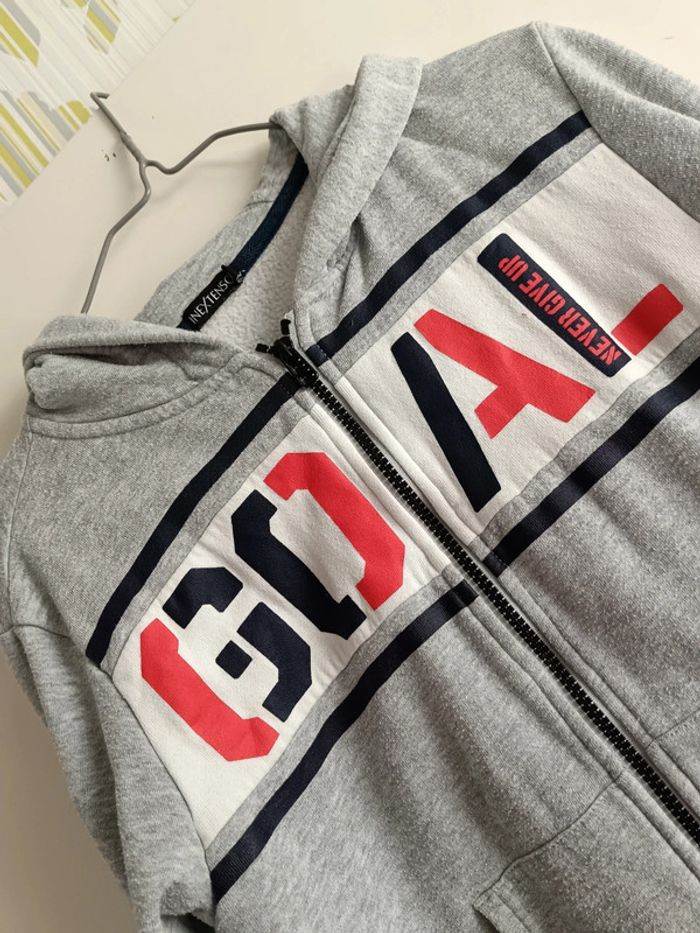 Lot de sweat zippés réservé !! - photo numéro 8