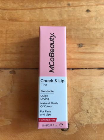 "Cheek and lip" de mcobeauty, Encre teintée pour les joues et les lèvres