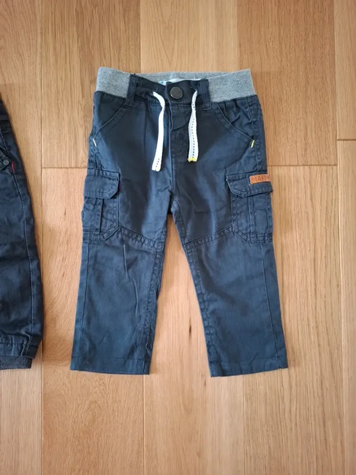 Lot 2 pantalons - 6 mois - Très bon état - photo numéro 2