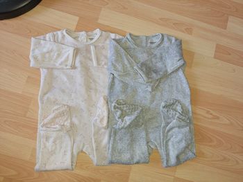Lot 2 pyjamas