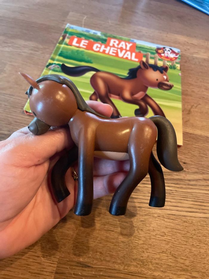 Livre collection Les animaux du zoo Ray le cheval avec une figurine cheval - photo numéro 2
