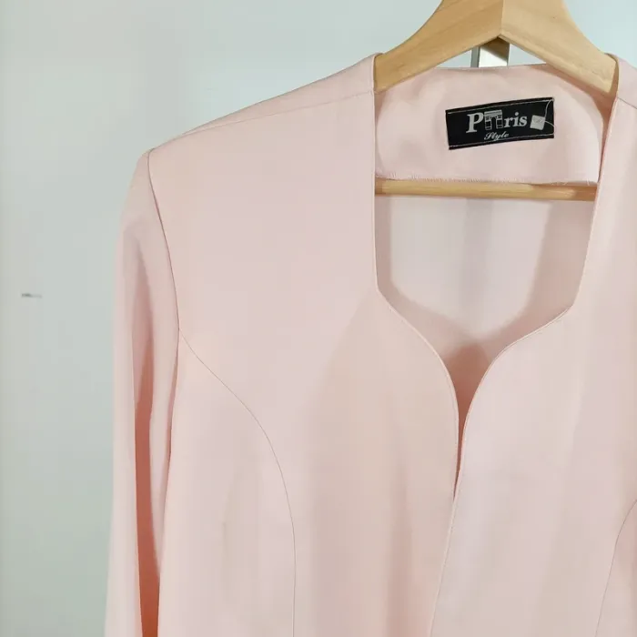 Veste élégante rose poudré Paris Style détails noirs bas de veste manches longues taille 44 A1476 - photo numéro 3