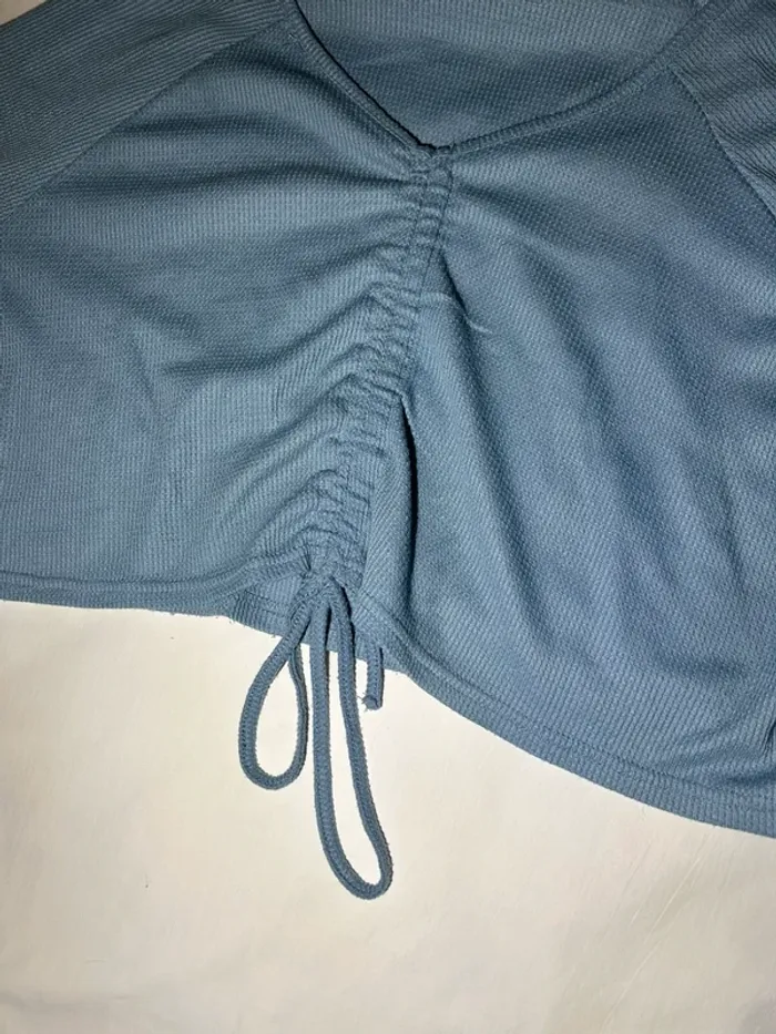 Top bleu shein - photo numéro 5