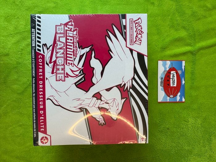ETB Pokémon EV10.5 Flamme Blanche Neuf et Scellé