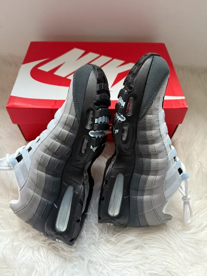 Air Max 95 big bubble 43 - photo numéro 2
