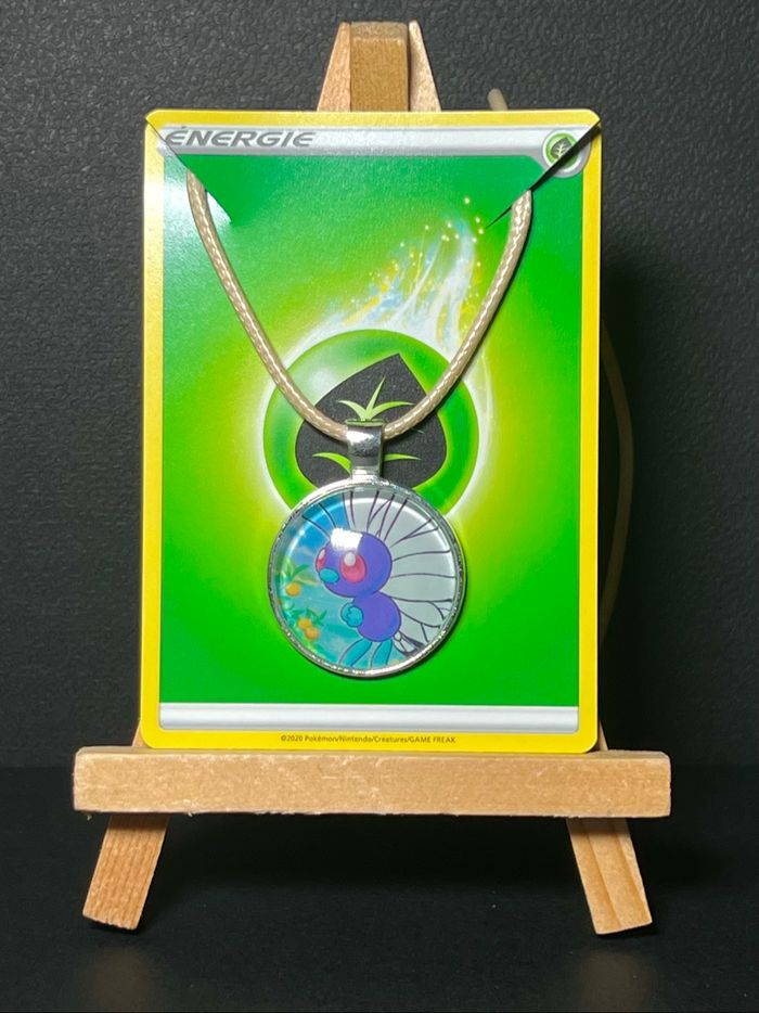 Pendentif Pokémon Papillusion
